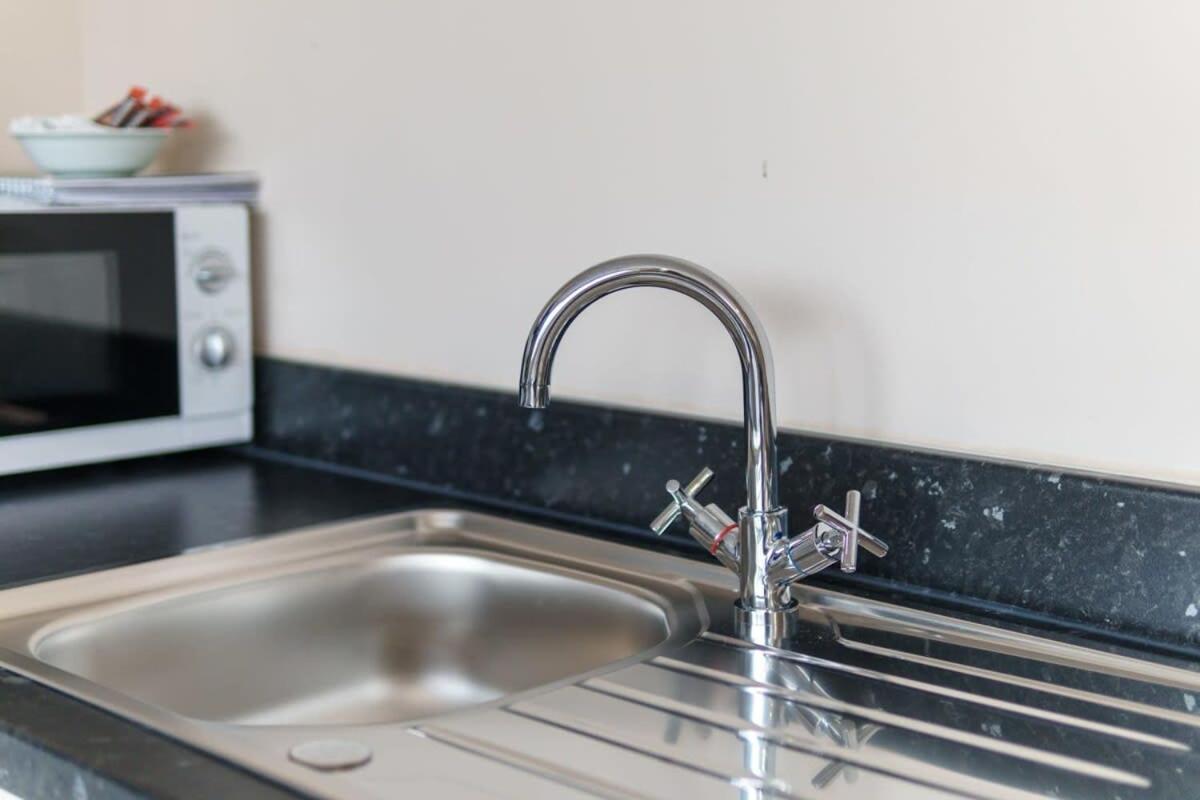 Fantastic 1 Bed Flat Manchester - Sleeps 3 Ngoại thất bức ảnh